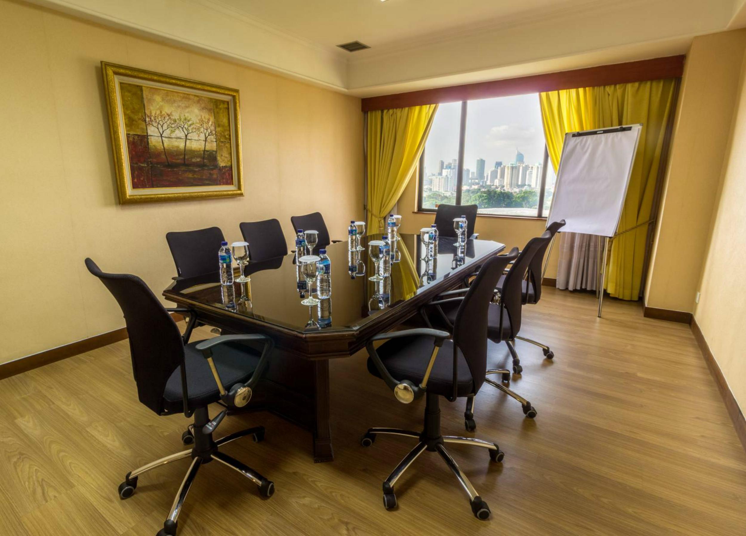 Artotel Gelora Senayan Джакарта Экстерьер фото